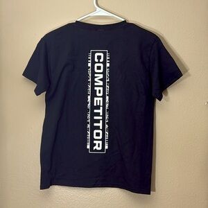 NEVER WORN! KIDS UFC GYM COMPETITOR TEE - MEDIUM